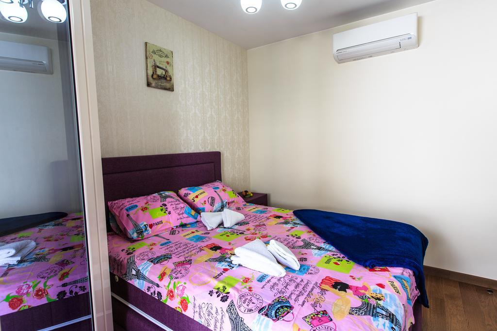 De Lux Apartments Petrovac Bagian luar foto