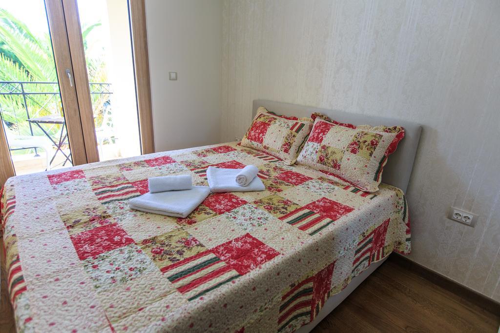 De Lux Apartments Petrovac Bagian luar foto