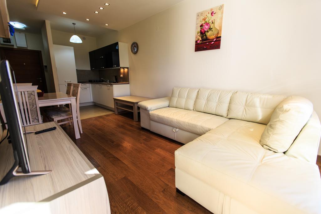 De Lux Apartments Petrovac Bagian luar foto
