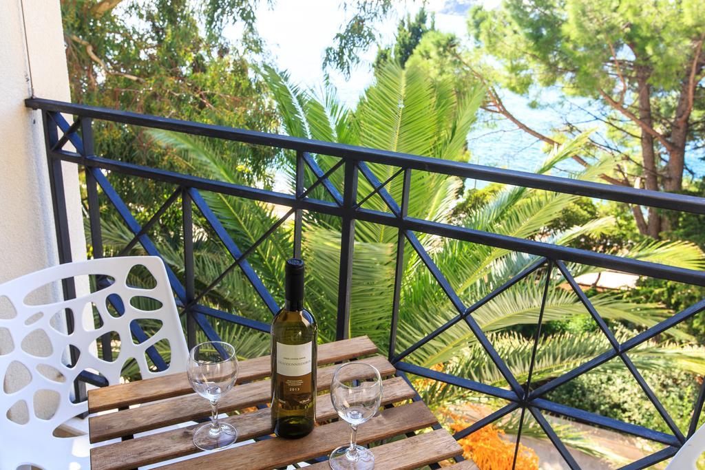 De Lux Apartments Petrovac Bagian luar foto